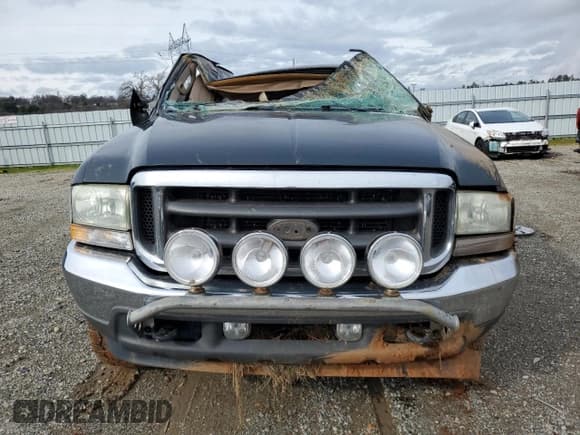 ✅ 2004 Ford F-350 XL • VIN: 1FTSX31P64EB36563 • Lot: 45367675. Listed on Copart with 139,586 mi. Free auction sales archive from the USA and detailed vehicle history report at DreamBid. Image 5.