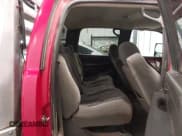 ✅ 2005 Chevrolet Silverado 2500HD LS • VIN: 1GCHK23235F812421 • Lot: 42096187. Wystawiony na IAAI z przebiegiem 328 958 mil. Bezpłatny archiwum sprzedaży aukcyjnych z USA i szczegółowy raport historii pojazdu na DreamBid. Zdjęcie 8.