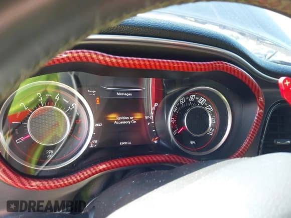 ✅ 2015 Dodge Challenger R/T • VIN: 2C3CDZAT5FH855638 • Lot: 43306634. Wystawiony na IAAI z przebiegiem 83 453 mil. Bezpłatny archiwum sprzedaży aukcyjnych z USA i szczegółowy raport historii pojazdu na DreamBid. Zdjęcie 7.