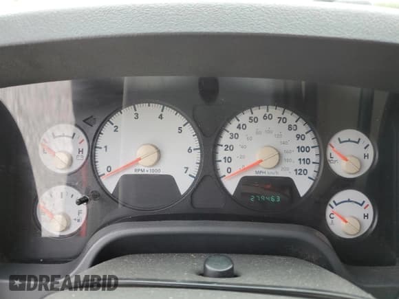 ✅ 2007 Dodge 1500 SLT • VIN: 1D7HU18P27S123110 • Лот: 72049684. Опубликован ранее на Copart с пробегом 279 463 миль. Бесплатный доступ к архиву аукционных продаж из США и подробный отчёт об истории автомобиля на DreamBid. Изображение 9.