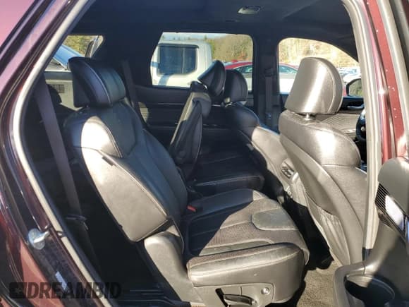 ✅ 2024 Hyundai Palisade Calligraphy • VIN: KM8R7DGE0RU707421 • Лот: 85900014. Опубликован ранее на Copart с пробегом Не указан. Бесплатный доступ к архиву аукционных продаж из США и подробный отчёт об истории автомобиля на DreamBid. Изображение 11.