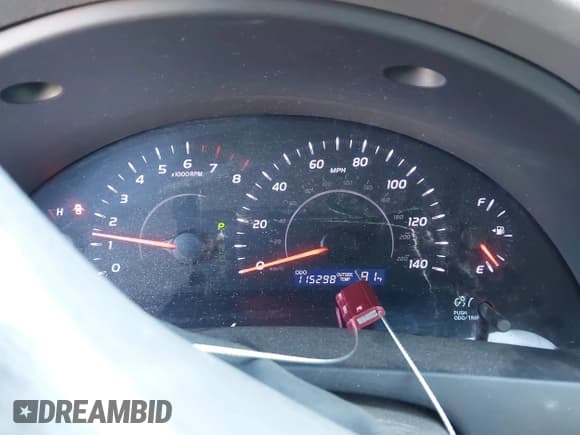 ✅ 2011 Toyota Camry LE • VIN: 4T4BF3EK9BR138152 • Lot: 43516429. Wystawiony na IAAI z przebiegiem 115 298 mil. Bezpłatny archiwum sprzedaży aukcyjnych z USA i szczegółowy raport historii pojazdu na DreamBid. Zdjęcie 7.