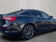 ✅ 2019 Maserati Ghibli S Q4 GranLusso • VIN: ZAM57YTL0K1319168 • Лот: 81120445. Опубликован ранее на Copart с пробегом 119 098 миль. Бесплатный доступ к архиву аукционных продаж из США и подробный отчёт об истории автомобиля на DreamBid. Изображение 4.