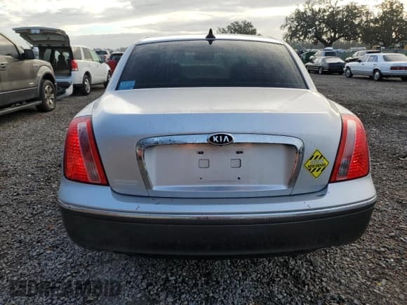 ✅ 2009 Kia Amanti • VIN: KNALD225895173977 • Lot: 74676874. Listed on Copart with 79,393 mi. Free auction sales archive from the USA and detailed vehicle history report at DreamBid. Image 6.
