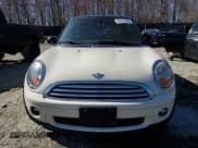 ✅ 2008 MINI Hardtop • VIN: WMWMF33508TT66699 • Lot: 48233985. Listed on Copart with 88,817 mi. Free auction sales archive from the USA and detailed vehicle history report at DreamBid. Image 5.