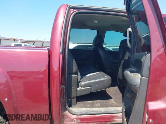 ✅ 2013 GMC Sierra 1500 SLE • VIN: 3GTP2VE73DG162248 • Лот: 43204797. Опубликован ранее на IAAI с пробегом 184 072 миль. Бесплатный доступ к архиву аукционных продаж из США и подробный отчёт об истории автомобиля на DreamBid. Изображение 8.