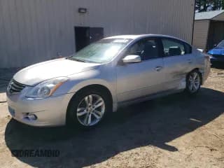 ✅ 2010 Nissan Altima SR • VIN: 1N4BL2AP7AN552130 • Lot: 71968755. Wystawiony na Copart z przebiegiem 179 822 mil. Bezpłatny archiwum sprzedaży aukcyjnych z USA i szczegółowy raport historii pojazdu na DreamBid. Zdjęcie 1.