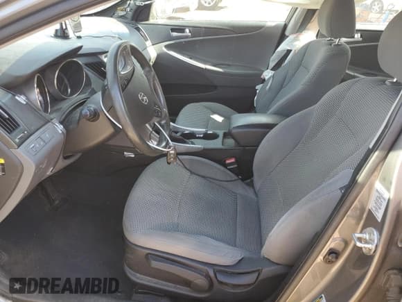 ✅ 2012 Hyundai Sonata GLS • VIN: 5NPEB4AC4CH494953 • Lot: 74352994. Listed on Copart with 195,860 mi. Free auction sales archive from the USA and detailed vehicle history report at DreamBid. Image 7.