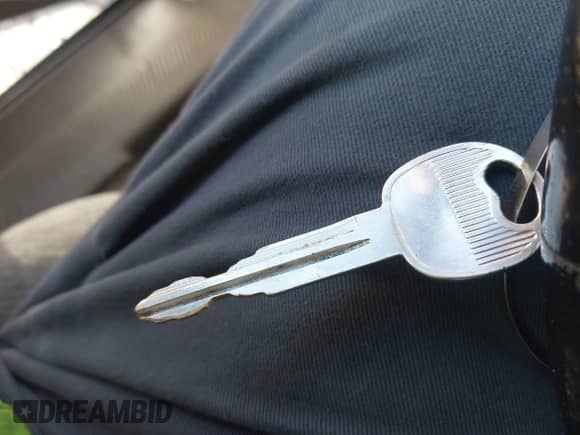 2006 Hyundai Santa Fe GLS с VIN KM8SC73DX6U098121, выставлен на аукционе IAAI как лот 41490588 с пробегом 171 087 миль миль и . История ставок и продаж доступна на DreamBid. Изображение 11.