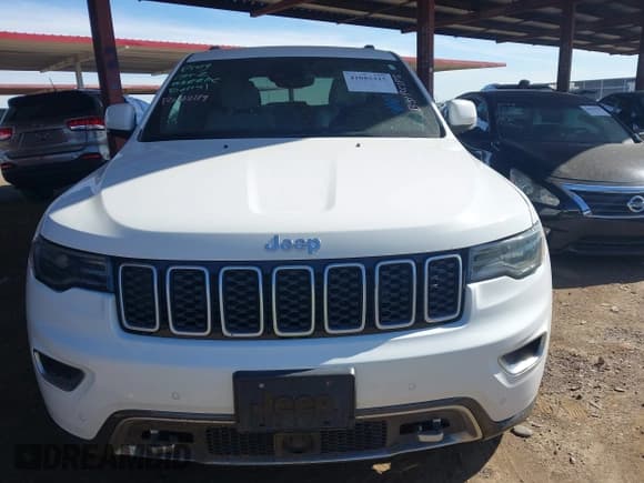 ✅ 2018 Jeep Grand Cherokee Limited • VIN: 1C4RJEBG4JC181745 • Lot: 42085315. Listed on IAAI with 81,533 mi. Free auction sales archive from the USA and detailed vehicle history report at DreamBid. Image 13.