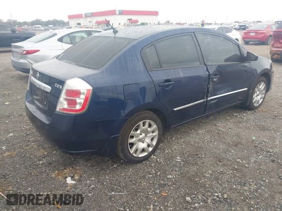 ✅ 2010 Nissan Sentra SR • VIN: 3N1AB6AP4AL693966 • Lot: 43649913. Wystawiony na IAAI z przebiegiem 140 108 mil. Bezpłatny archiwum sprzedaży aukcyjnych z USA i szczegółowy raport historii pojazdu na DreamBid. Zdjęcie 4.