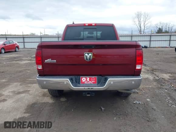 2016 Ram 1500 Big Horn with VIN 1C6RR6LG6GS319580, listed as a IAAI auction lot 41911054 with 111,199 mi miles and . Bid and sale history available at DreamBid. Image 17.