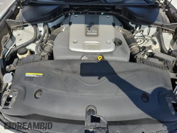 ✅ 2016 Infiniti Q70 • VIN: JN1BY1PP5GM631133 • Lot: 85740895. Wystawiony na Copart z przebiegiem 175 698 mil. Bezpłatny archiwum sprzedaży aukcyjnych z USA i szczegółowy raport historii pojazdu na DreamBid. Zdjęcie 11.