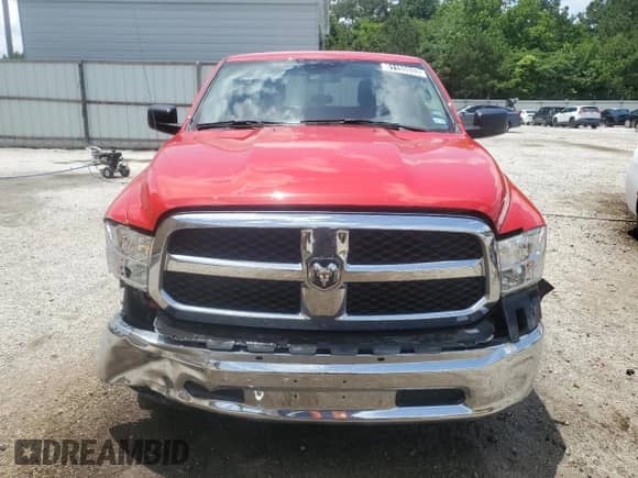 2024 Ram 1500 SLT z VIN 1C6RR6GG4RS142881, wystawiony jako Copart lot #61155935 z przebiegiem 26 046 mil mil oraz Czysty tytuł • Clean title. Historia ofert i sprzedaży dostępna na DreamBid. Obrazek 5.