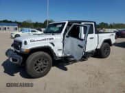 ✅ 2024 Jeep Gladiator Sport S • VIN: 1C6JJTAG1RL113909 • Lot: 53649075. Wystawiony na Copart z przebiegiem 6 136 mil. Bezpłatny archiwum sprzedaży aukcyjnych z USA i szczegółowy raport historii pojazdu na DreamBid. Zdjęcie 1.