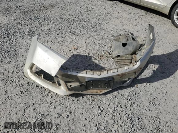 ✅ 2014 Chevrolet Impala LT • VIN: 2G1115SL0E9110932 • Лот: 78171814. Опубликован ранее на Copart с пробегом 221 479 миль. Бесплатный доступ к архиву аукционных продаж из США и подробный отчёт об истории автомобиля на DreamBid. Изображение 12.