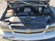 ✅ 2003 Chevrolet Silverado 2500HD LS • VIN: 1GCHC29U33E123116 • Лот: 77034944. Опубликован ранее на Copart с пробегом 225 233 миль. Бесплатный доступ к архиву аукционных продаж из США и подробный отчёт об истории автомобиля на DreamBid. Изображение 11.