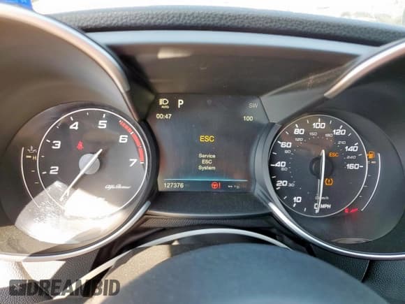 ✅ 2017 Alfa Romeo Giulia • VIN: ZARFAEBN6H7551927 • Lot: 71884175. Listed on Copart with 127,376 mi. Free auction sales archive from the USA and detailed vehicle history report at DreamBid. Image 9.