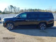 ✅ 2023 Jeep Wagoneer Series II • VIN: 1C4SJSBP1PS557378 • Lot: 41806493. Wystawiony na IAAI z przebiegiem 68 806 mil. Bezpłatny archiwum sprzedaży aukcyjnych z USA i szczegółowy raport historii pojazdu na DreamBid. Zdjęcie 15.