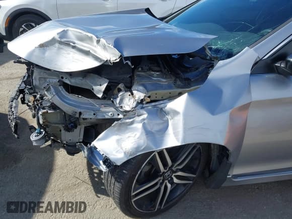 ✅ 2016 Honda Accord Sport • VIN: 1HGCR2F53GA196037 • Lot: 43775648. Listed on IAAI with 100,323 mi. Free auction sales archive from the USA and detailed vehicle history report at DreamBid. Image 6.