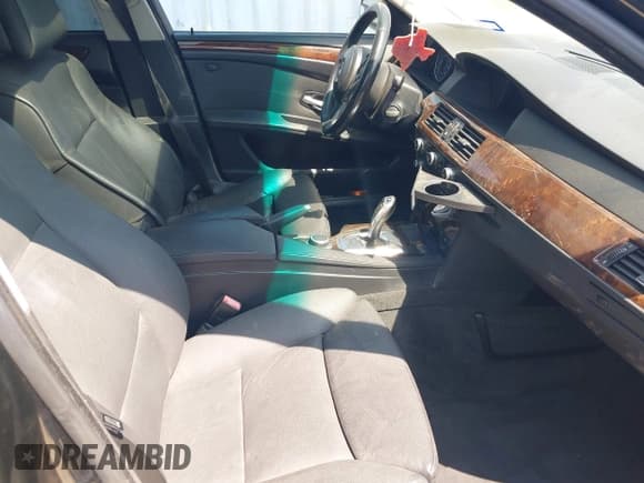 ✅ 2008 BMW 5 Series 535i • VIN: WBANW13598CZ83978 • Lot: 42991888. Listed on IAAI with 143,931 mi. Free auction sales archive from the USA and detailed vehicle history report at DreamBid. Image 5.