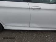 ✅ 2012 BMW 5 Series 535i xDrive • VIN: WBAFU7C50CDU61983 • Lot: 43627818. Wystawiony na IAAI z przebiegiem 190 008 mil. Bezpłatny archiwum sprzedaży aukcyjnych z USA i szczegółowy raport historii pojazdu na DreamBid. Zdjęcie 6.