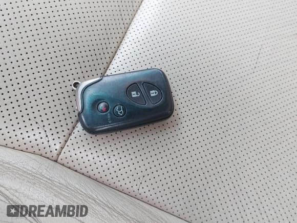 ✅ 2011 Lexus RX 350 • VIN: 2T2ZK1BA4BC057156 • Lot: 43878236. Wystawiony na IAAI z przebiegiem 173 632 mil. Bezpłatny archiwum sprzedaży aukcyjnych z USA i szczegółowy raport historii pojazdu na DreamBid. Zdjęcie 11.