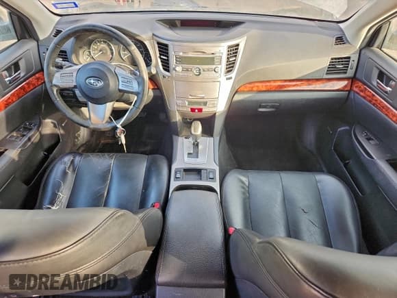 ✅ 2011 Subaru Outback Limited Power Moon • VIN: 4S4BRCKCXB3329518 • Lot: 94107775. Wystawiony na Copart z przebiegiem 299 015 mil. Bezpłatny archiwum sprzedaży aukcyjnych z USA i szczegółowy raport historii pojazdu na DreamBid. Zdjęcie 8.