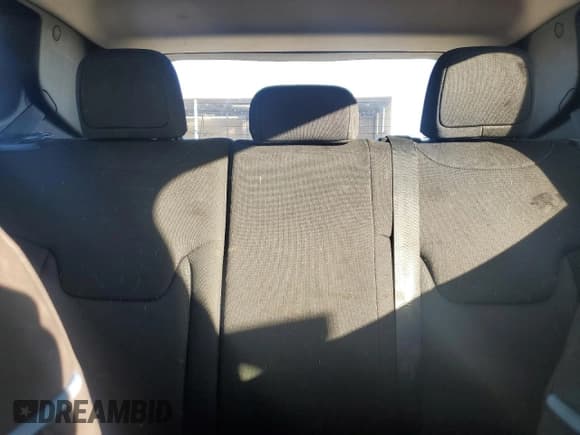 ✅ 2018 Jeep Renegade Sport • VIN: ZACCJBAB5JPG80768 • Lot: 93261935. Wystawiony na Copart z przebiegiem 101 741 mil. Bezpłatny archiwum sprzedaży aukcyjnych z USA i szczegółowy raport historii pojazdu na DreamBid. Zdjęcie 10.