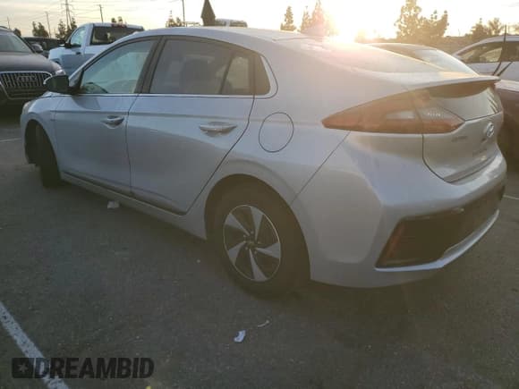 ✅ 2017 Hyundai Ioniq SEL • VIN: KMHC75LC4HU034440 • Lot: 86040574. Wystawiony na Copart z przebiegiem 124 938 mil. Bezpłatny archiwum sprzedaży aukcyjnych z USA i szczegółowy raport historii pojazdu na DreamBid. Zdjęcie 2.