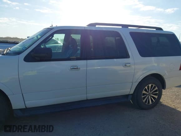 ✅ 2016 Ford Expedition Max XLT • VIN: 1FMJK1JT2GEF08671 • Lot: 43374659. Listed on IAAI with 104,199 mi. Free auction sales archive from the USA and detailed vehicle history report at DreamBid. Image 14.