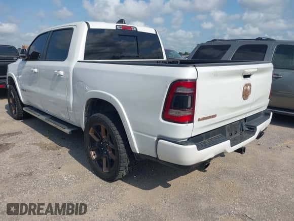 2022 Ram 1500 Laramie с VIN 1C6RREJT2NN126784, выставлен на аукционе IAAI как лот 42946808 с пробегом 55 666 миль миль и . История ставок и продаж доступна на DreamBid. Изображение 3.