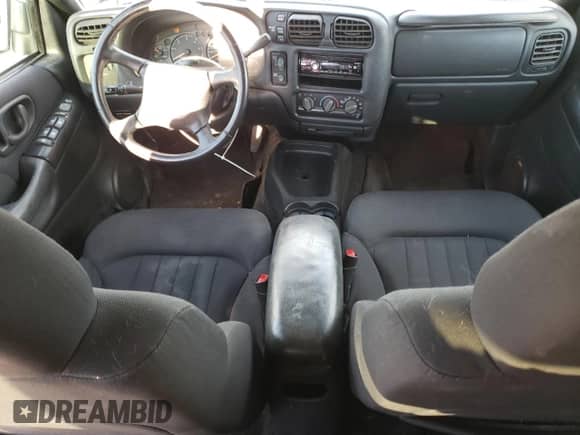 2003 Chevrolet Blazer LS z VIN 1GNDT13X33K136937, wystawiony jako Copart lot #80944284 z przebiegiem 163 549 mil mil oraz Szkoda całkowita • Salvage title. Historia ofert i sprzedaży dostępna na DreamBid. Obrazek 8.