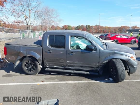 ✅ 2018 Nissan Frontier SV • VIN: 1N6AD0EVXJN746177 • Lot: 40746474. Listed on IAAI with 33,775 mi. Free auction sales archive from the USA and detailed vehicle history report at DreamBid. Image 13.