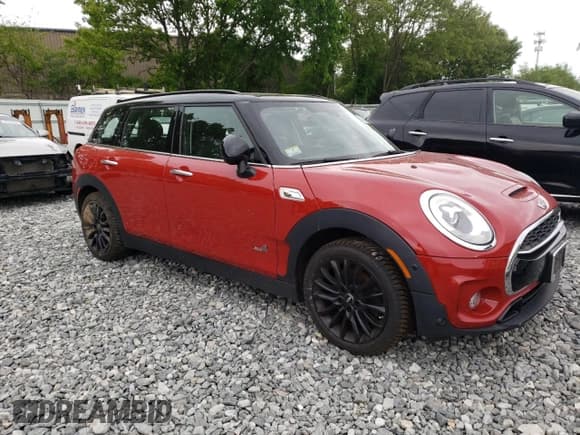 ✅ 2018 MINI Clubman Cooper S • VIN: WMWLU5C59J2G03332 • Lot: 58235525. Listed on Copart with 100,098 mi. Free auction sales archive from the USA and detailed vehicle history report at DreamBid. Image 4.