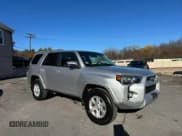 ✅ 2014 Toyota 4Runner SR5 • VIN: JTEBU5JRXE5159959 • Lot: 93679275. Wystawiony na Copart z przebiegiem 236 877 mil. Bezpłatny archiwum sprzedaży aukcyjnych z USA i szczegółowy raport historii pojazdu na DreamBid. Zdjęcie 3.