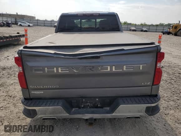 2020 Chevrolet Silverado 1500 LTZ с VIN 1GCRYGED5LZ354794, выставлен на аукционе Copart как лот 67818795 с пробегом 48 522 миль миль и На запчасти • Non repairable. История ставок и продаж доступна на DreamBid. Изображение 6.