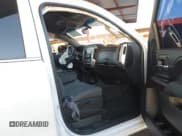 ✅ 2017 GMC Sierra 1500 SLE • VIN: 3GTP1MEC3HG125359 • Lot: 43314024. Wystawiony na IAAI z przebiegiem 87 200 mil. Bezpłatny archiwum sprzedaży aukcyjnych z USA i szczegółowy raport historii pojazdu na DreamBid. Zdjęcie 5.