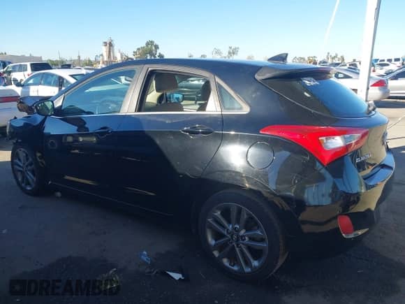 2016 Hyundai Elantra z VIN KMHD35LH7GU323340, wystawiony jako IAAI lot #43469922 z przebiegiem 93 453 mil mil oraz . Historia ofert i sprzedaży dostępna na DreamBid. Obrazek 14.