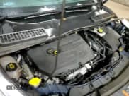 ✅ 2018 Ford Escape SE • VIN: 1FMCU9GD6JUB22477 • Lot: 92275205. Wystawiony na Copart z przebiegiem 103 561 mil. Bezpłatny archiwum sprzedaży aukcyjnych z USA i szczegółowy raport historii pojazdu na DreamBid. Zdjęcie 14.