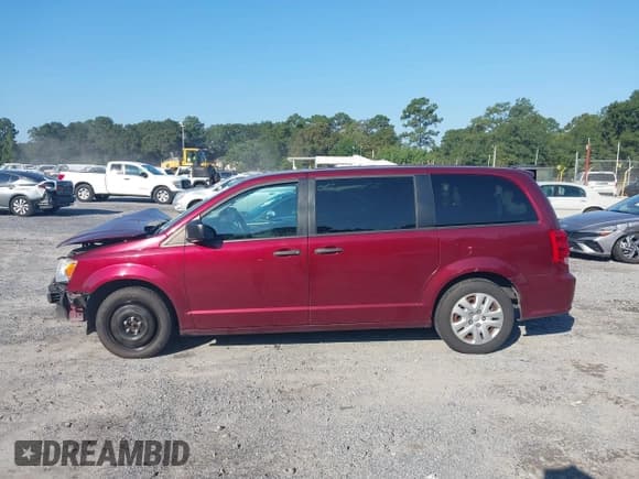 ✅ 2019 Dodge Grand Caravan SE Plus • VIN: 2C4RDGBG4KR638016 • Lot: 43142841. Listed on IAAI with 147,771 mi. Free auction sales archive from the USA and detailed vehicle history report at DreamBid. Image 15.