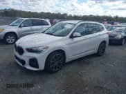 ✅ 2020 BMW X1 xDrive28i • VIN: WBXJG9C00L5R69467 • Lot: 43390251. Wystawiony na IAAI z przebiegiem 97 121 mil. Bezpłatny archiwum sprzedaży aukcyjnych z USA i szczegółowy raport historii pojazdu na DreamBid. Zdjęcie 2.