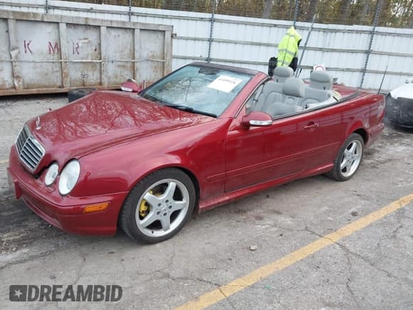 ✅ 2002 Mercedes-Benz CLK 320/430 • VIN: WDBLK70G22T125076 • Lot: 43499526. Wystawiony na IAAI z przebiegiem 96 476 mil. Bezpłatny archiwum sprzedaży aukcyjnych z USA i szczegółowy raport historii pojazdu na DreamBid. Zdjęcie 2.