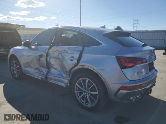 ✅ 2023 Audi SQ5 Sportback Premium Plus • VIN: WA124AFY5P2118392 • Лот: 47560404. Опубликован ранее на Copart с пробегом 2 768 миль. Бесплатный доступ к архиву аукционных продаж из США и подробный отчёт об истории автомобиля на DreamBid. Изображение 2.
