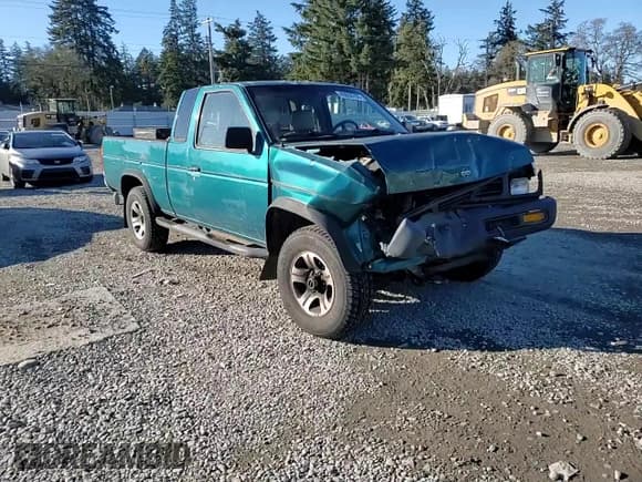 ✅ 1996 Nissan Frontier XE • VIN: 1N6SD16Y9TC338402 • Lot: 45058765. Listed on Copart with 164,295 mi. Free auction sales archive from the USA and detailed vehicle history report at DreamBid. Image 11.