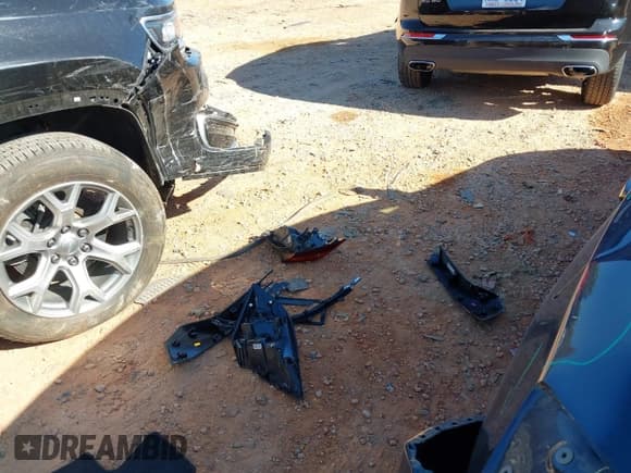 ✅ 2019 Honda Civic EX • VIN: 19XFC1F30KE009977 • Lot: 43429352. Listed on IAAI with 30,532 mi. Free auction sales archive from the USA and detailed vehicle history report at DreamBid. Image 12.