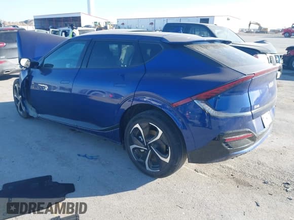 ✅ 2023 Kia EV6 GT-Line • VIN: KNDC4DLC9P5114431 • Lot: 43602119. Wystawiony na IAAI z przebiegiem Nie podano. Bezpłatny archiwum sprzedaży aukcyjnych z USA i szczegółowy raport historii pojazdu na DreamBid. Zdjęcie 3.