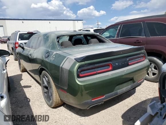 ✅ 2020 Dodge Challenger R/T • VIN: 2C3CDZBT7LH242673 • Lot: 82216673. Wystawiony na Copart z przebiegiem 30 110 mil. Bezpłatny archiwum sprzedaży aukcyjnych z USA i szczegółowy raport historii pojazdu na DreamBid. Zdjęcie 2.