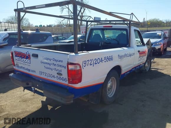 ✅ 2001 Ford Ranger XL • VIN: 1FTYR10U71PA38643 • Lot: 41848322. Listed on IAAI with 52,200 mi. Free auction sales archive from the USA and detailed vehicle history report at DreamBid. Image 4.
