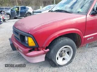 ✅ 1995 Chevrolet S-10 LS • VIN: 1GCCS1943S8209790 • Лот: 41860636. Опубликован ранее на IAAI с пробегом 158 707 миль. Бесплатный доступ к архиву аукционных продаж из США и подробный отчёт об истории автомобиля на DreamBid. Изображение 6.